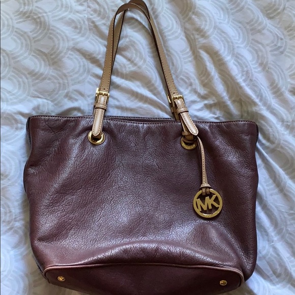 Michael Kors Handbags - Michael Kors tote bag